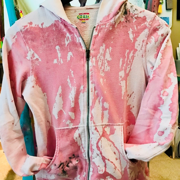 Splatter Heart Hooded Sweatshirt - Picture 1 of 2